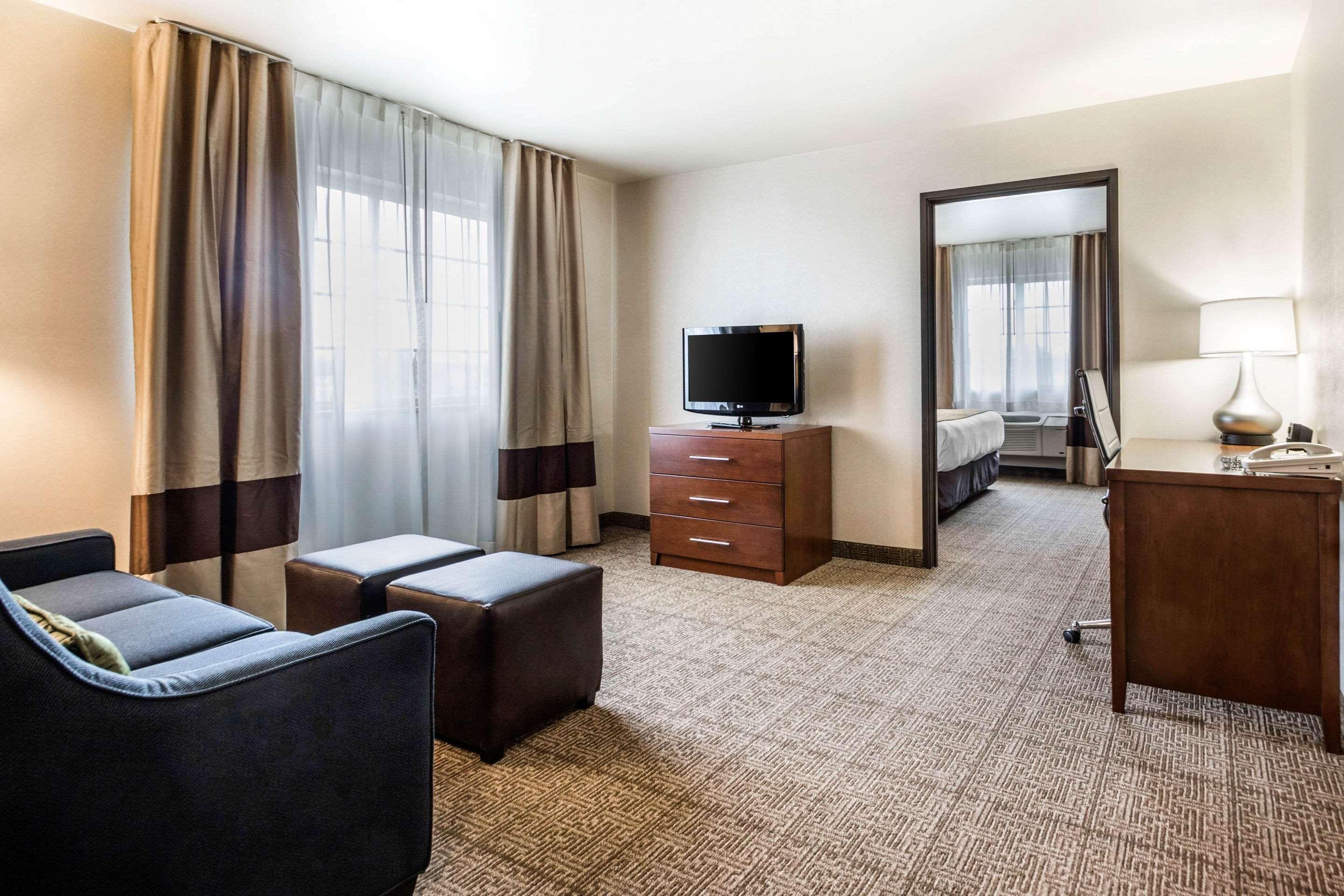 Comfort Suites At Par 4 Resort Waupaca Экстерьер фото