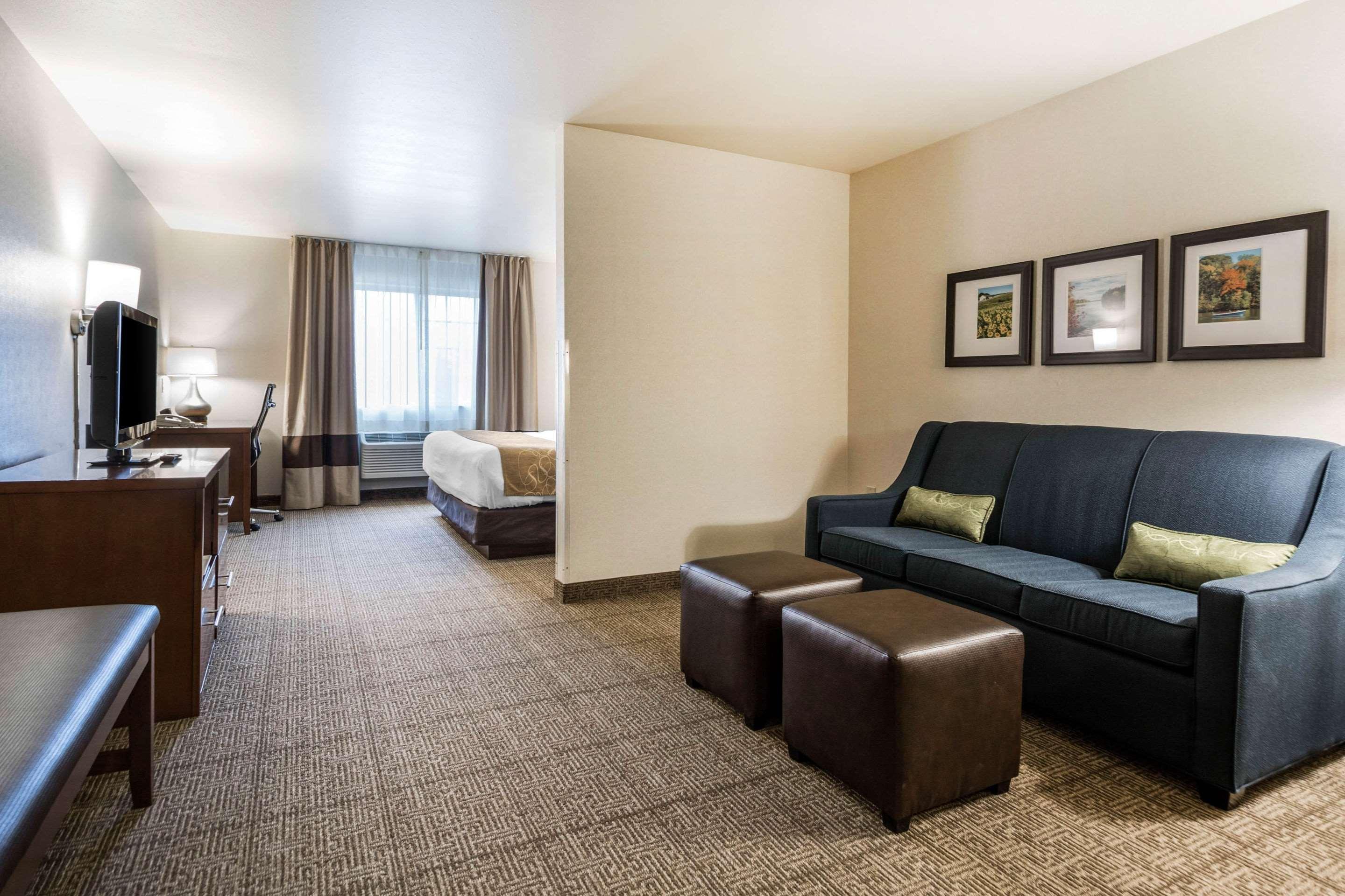 Comfort Suites At Par 4 Resort Waupaca Экстерьер фото