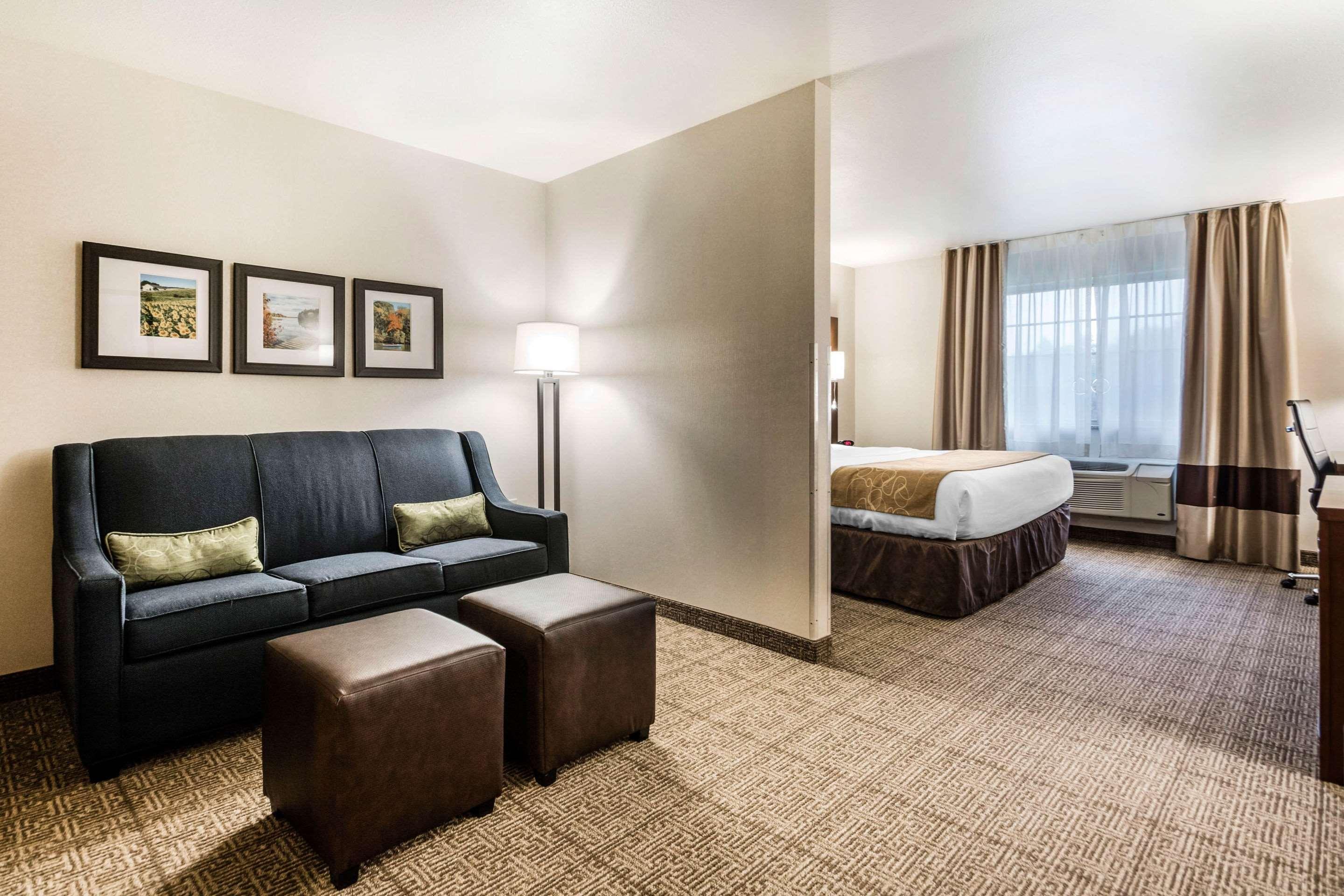 Comfort Suites At Par 4 Resort Waupaca Экстерьер фото