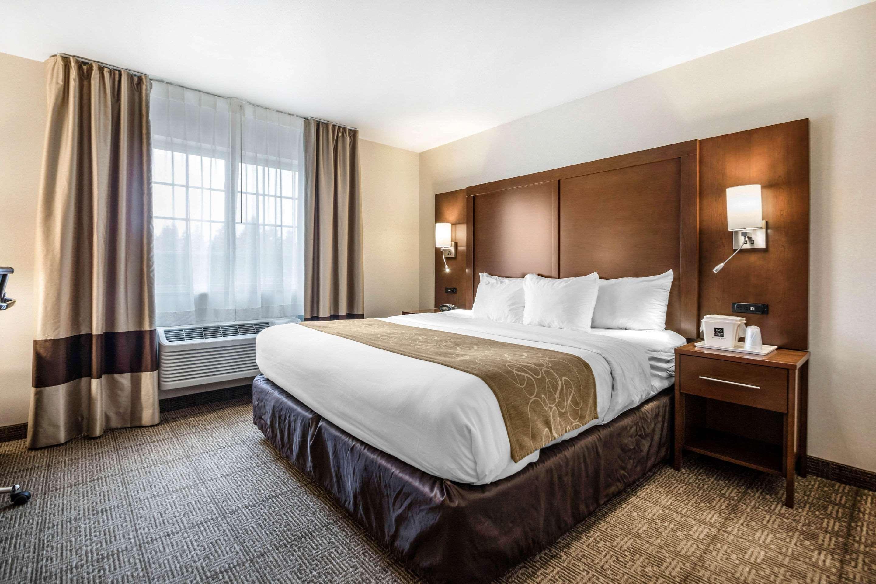 Comfort Suites At Par 4 Resort Waupaca Экстерьер фото