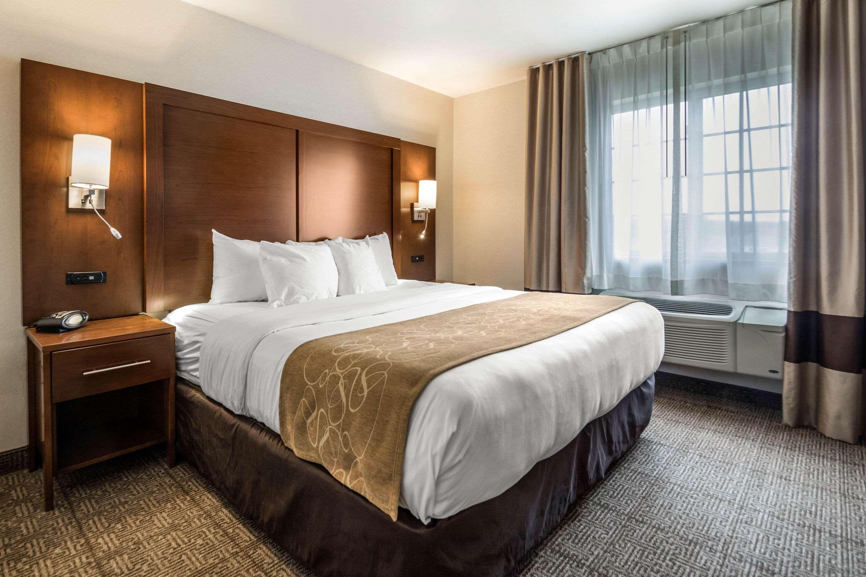 Comfort Suites At Par 4 Resort Waupaca Экстерьер фото